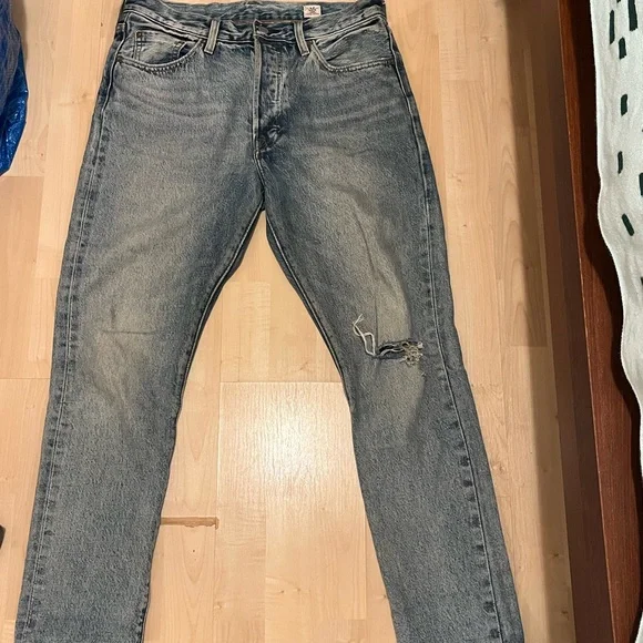Levi’s White Oak 501 Blue Jeans - Picture 1 of 10